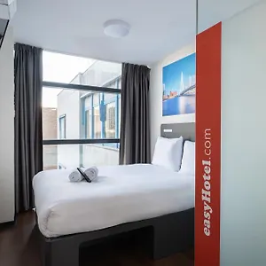 Easyhotel Centre Otel